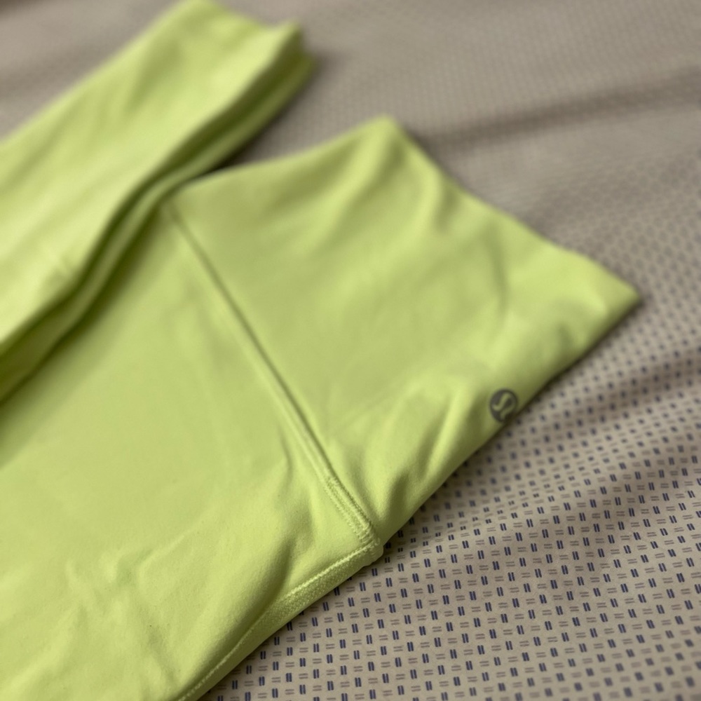 Neon Lululemon leggings